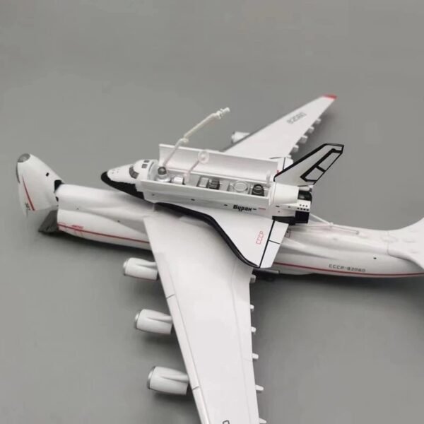 Antonov AN-225 Mriya con Space Shuttle Buran – Escala 1:200 - Image 4